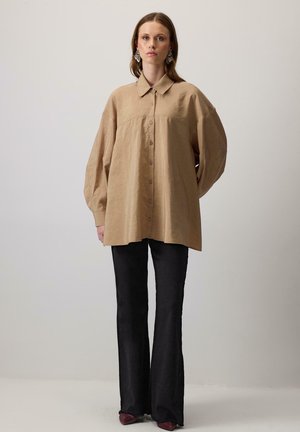 Bluza z gumbi - vizon