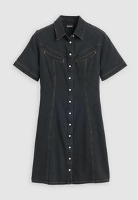 Zwarte denim jurk met korte mouwen, met een knoopsluiting aan de voorkant, twee borstzakken met gele ritsen en contrasterende stiksels.