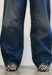 Next DARTED BARREL - Vaqueros boyfriend - dark blue
