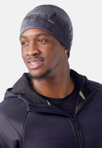 Smartwool CUFFED  - Huer - charcoal foggy pines