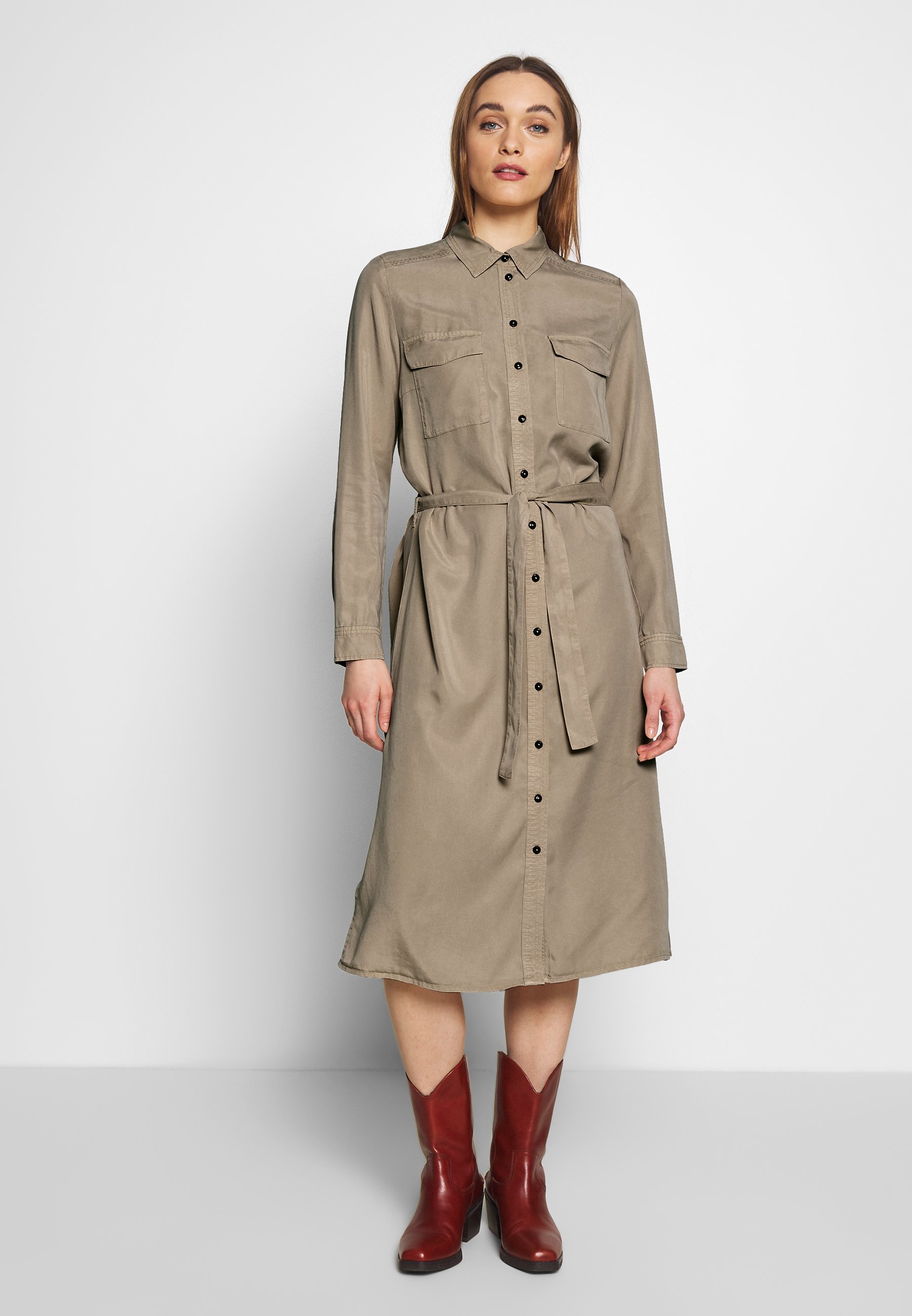 Marc O Polo Dress Midi Button Placket Breast Pockets Shirt Swedish Pine Beige Zalando De 