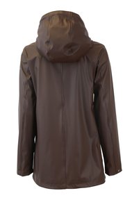Giacca impermeabile marrone con cappuccio, caratterizzata da una texture liscia, maniche lunghe e un design a taglio dritto. Nessuna chiusura o tasche visibili.