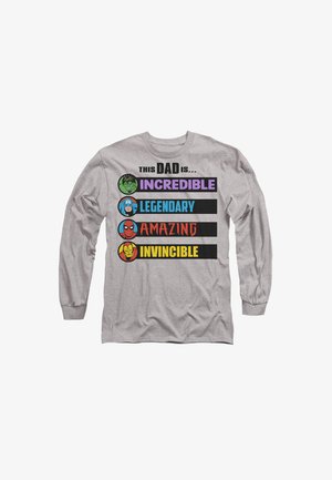 Graues Langarmshirt mit auffälligem Text: "DIESER VATER IST..." und bunten Superheldenbildern sowie Beschreibungen: Unglaublich, Legendaär, Erstaunlich, Unbesiegbar.