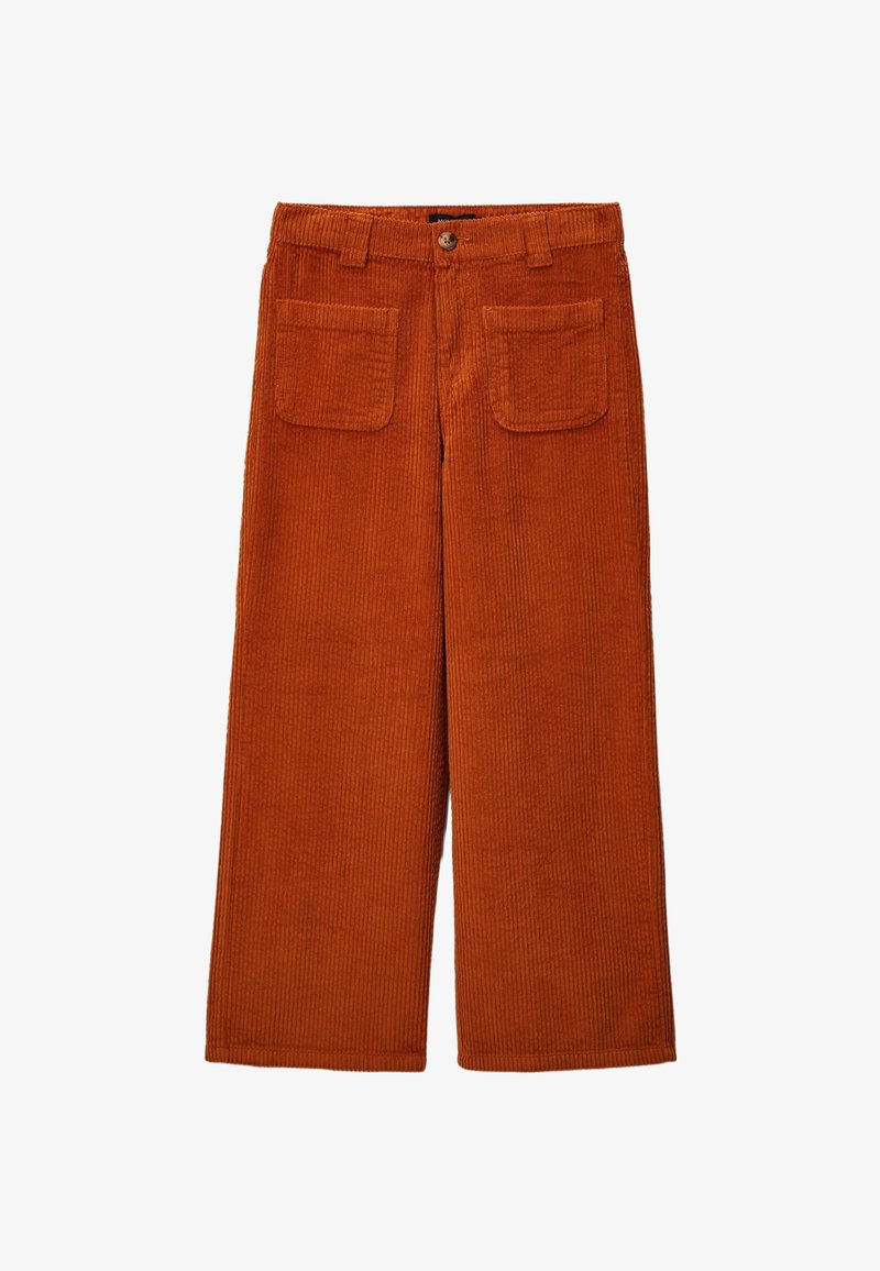 Pantalons larges en velours côtelé orange avec deux poches avant et une fermeture à bouton. Texture à côtes verticales sur l'ensemble du tissu.