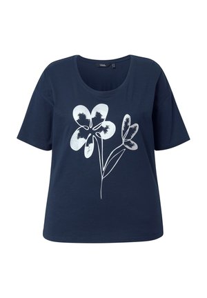 T-shirt a maniche corte di colore blu navy con collo rotondo e un disegno floreale stilizzato bianco sulla parte anteriore.