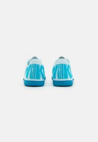 Nike Performance MERCURIAL VAPOR 16 CLUB IC - Botines de fútbol sala - glacier blue/black