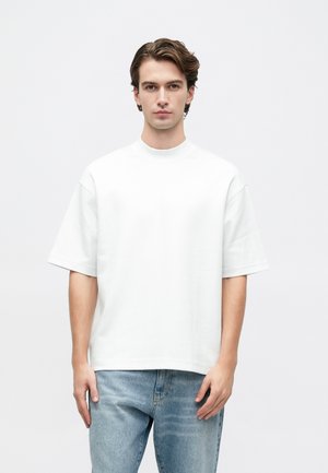 SLHRELAXSOL MOCK NECK TEE - T-shirts - bright white
