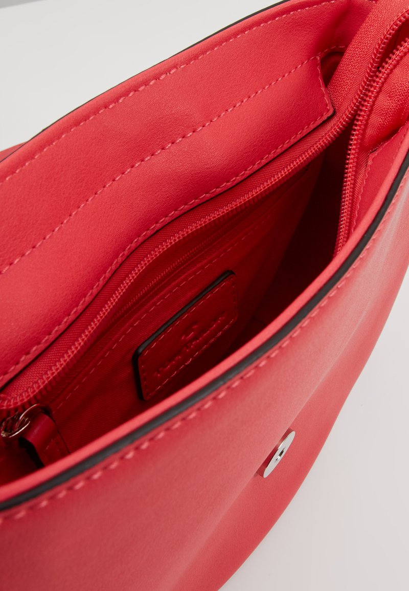 Damen Handtaschen | TOM TAILOR MATERA Umhängetasche pink - EY89333 Damen Handtaschen | TOM TAILOR MATERA Umhängetasche pink - EY89333