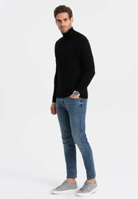 Ombre - Sweter
