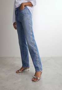 Next EMBROIDERED - Džíny Straight Fit - mid blue
