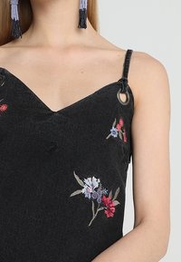 Even&Odd Farkkumekko - black denim