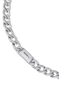 Sølvtonet tyk kædelding med poleret rektangulær spænde graveret med "BREIL" brandnavnet.