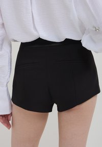 Calliope Shorts - nero
