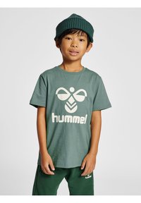Hummel TRES  S/S - T-shirt print - laurel wreath