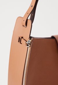 Bonastre DOME TOTE L UNISEX - Pirkinių krepšys - terra