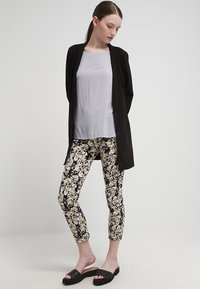 s.Oliver Bluse - pearl grey