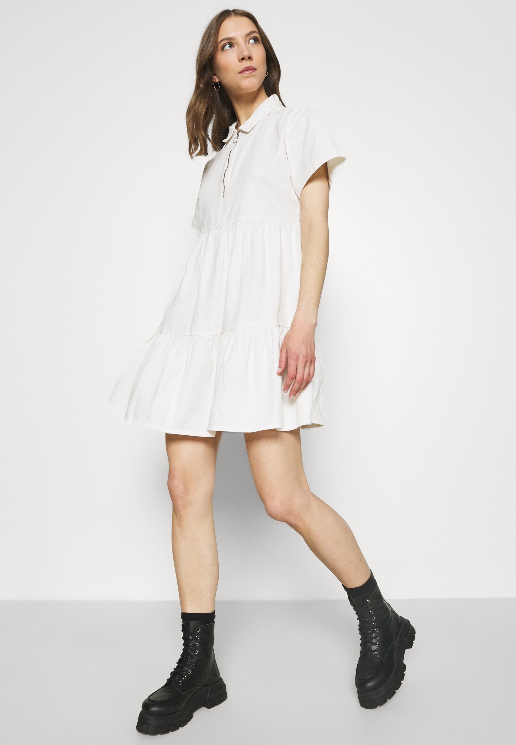 Missguided ZIP FRONT TIERED COLLAR 