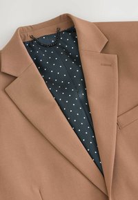 Unausgewählt, tan/brown