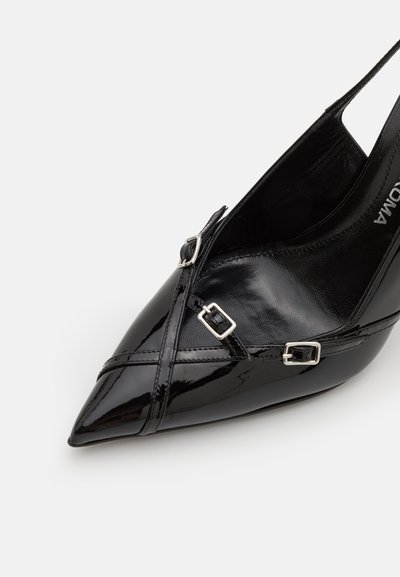 David Koma FIN BUCKLE DETAIL SLING BACK - Zapatos altos - black