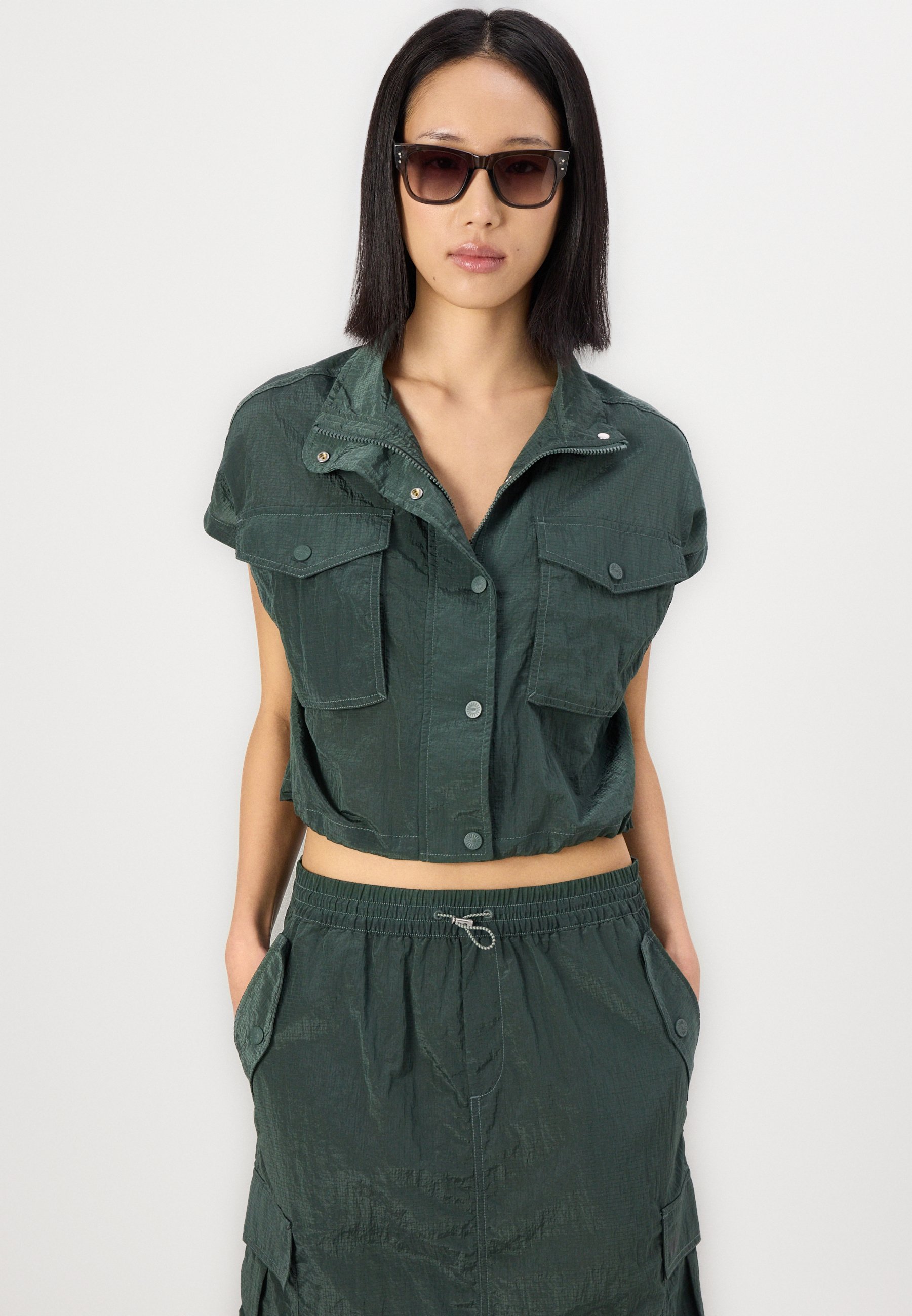＜UGG＞Brynley Skirt UGG® Brynley Cargo Midi Skirt | Bloomingdale's