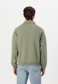 Lacoste Sweatshirt - khaki