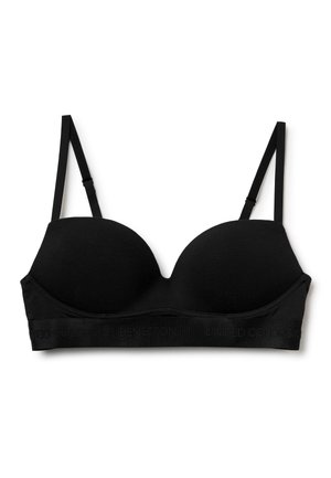 Reggiseno imbottito nero con spalline regolabili e fascia elastica con logo lungo il bordo inferiore, disteso su uno sfondo bianco.