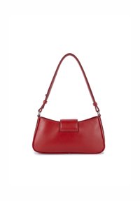 Borsa a tracolla in pelle rossa con una forma curva, chiusura piatta e una singola tracolla. Texture liscia senza motivi o accenti visibili.