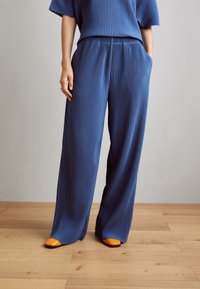 b.young BYTRISSA - Pantaloni - true navy