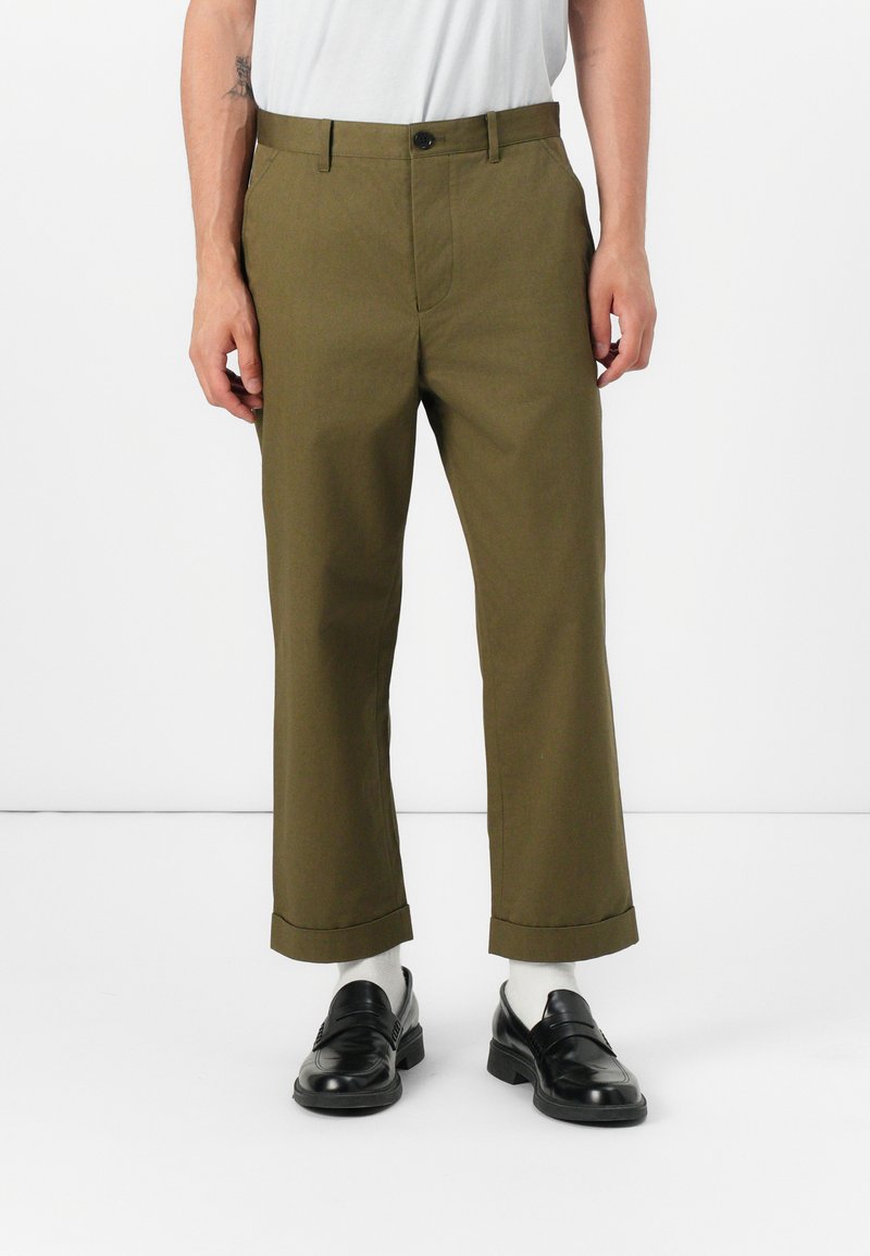 AllSaints Broek kaki AllSaints Broek kaki