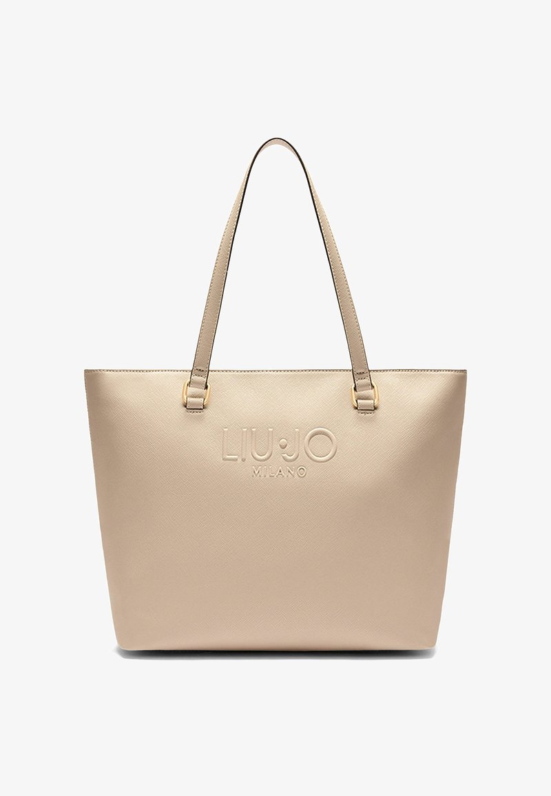 Bolso tote de cuero sintético beige con el logotipo grabado "LIU JO MILANO", dos asas para hombros y una superficie texturizada. Forma rectangular y simple.