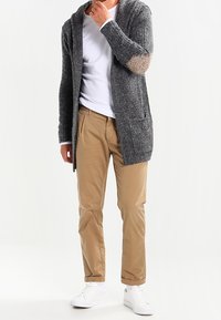 Key Largo Cardigan - dark grey