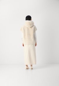 Marc Cain Winterjacke - smoke