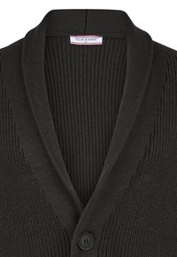 Schwarzer Cardigan mit gerippter Struktur, tiefem V-Ausschnitt und einem einzelnen Knopfverschluss. Das Etikett zeigt "FELIX HARDY" und Größe M.