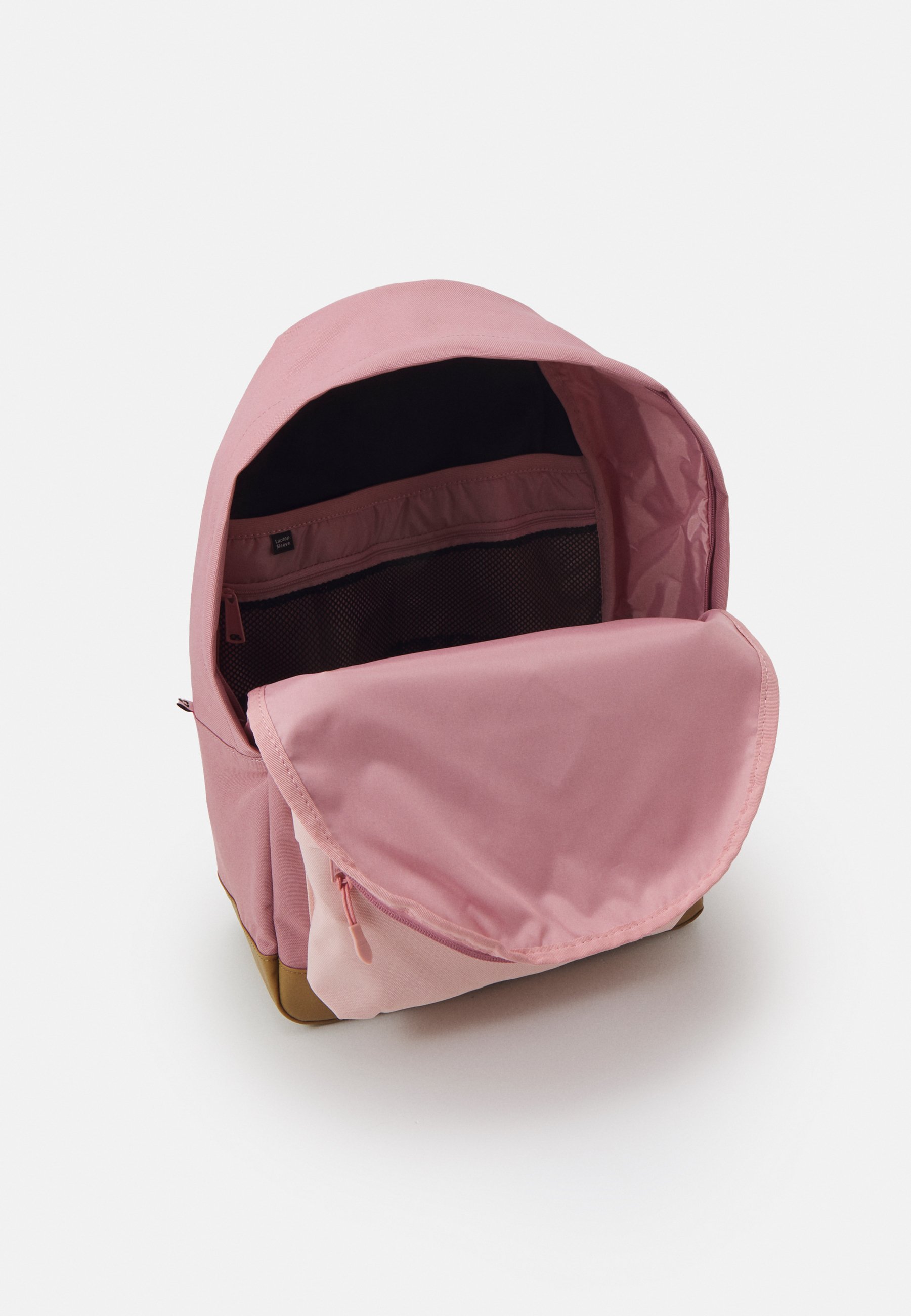 parkland kingston plus backpack