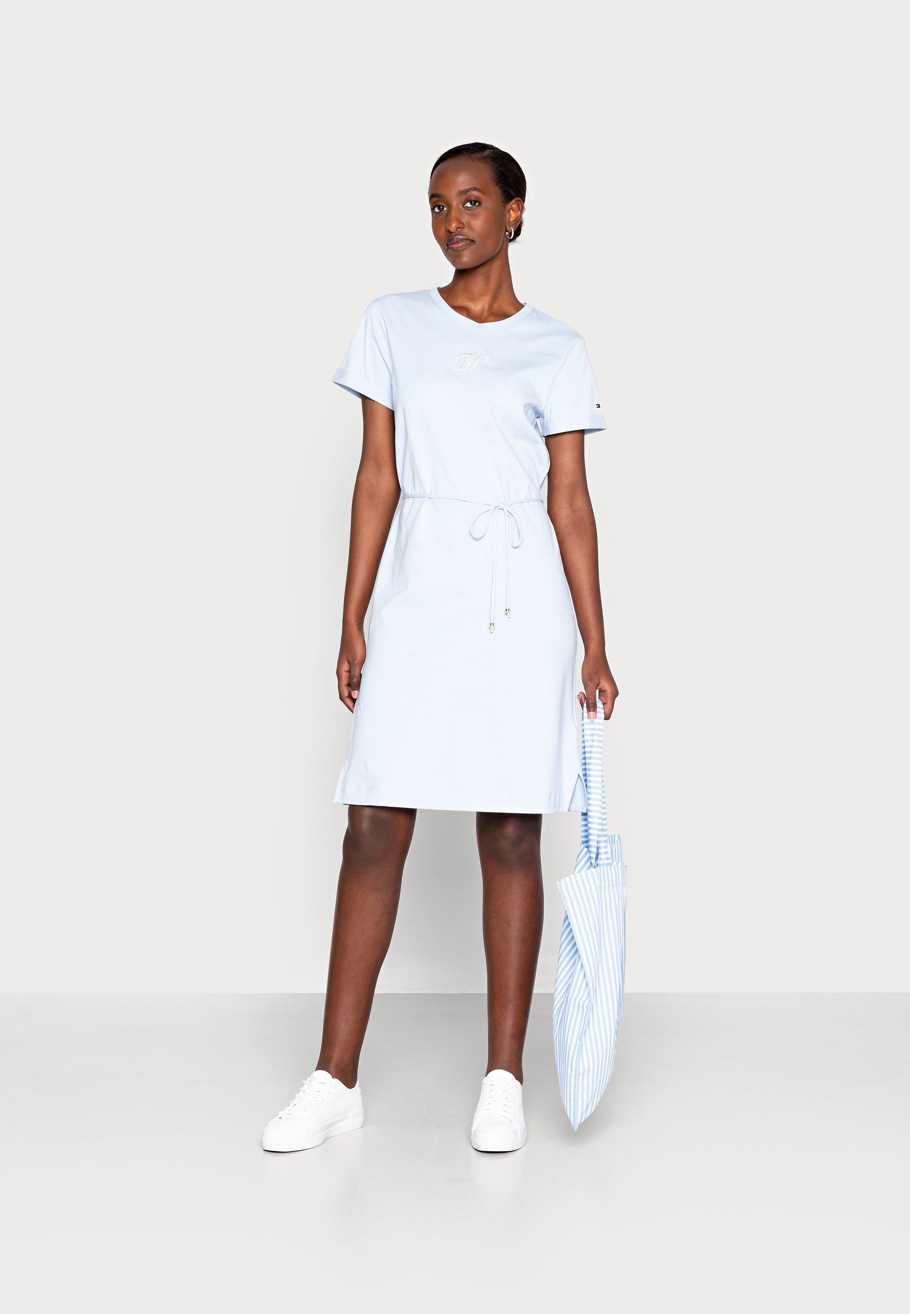 Tommy Hilfiger REGULAR DRESS - Vestito di maglina - breezy blue/celeste -  Zalando.it
