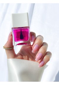Miniatyrbilde 4