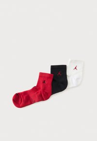 Επιλέχθηκε, red/black/white