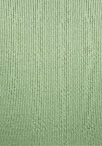 Touché Privé Strickpullover - green