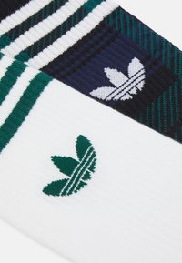adidas Originals TARTAN UNISEX 2 PACK - Socks - night indigo/white