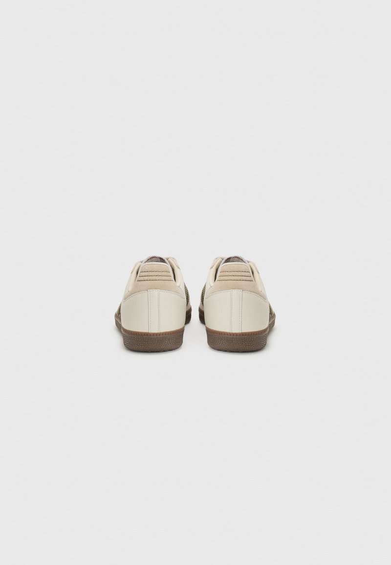 adidas Originals SAMBA OG UNISEX - Sneakers laag - alumina/medium dark khaki/gum