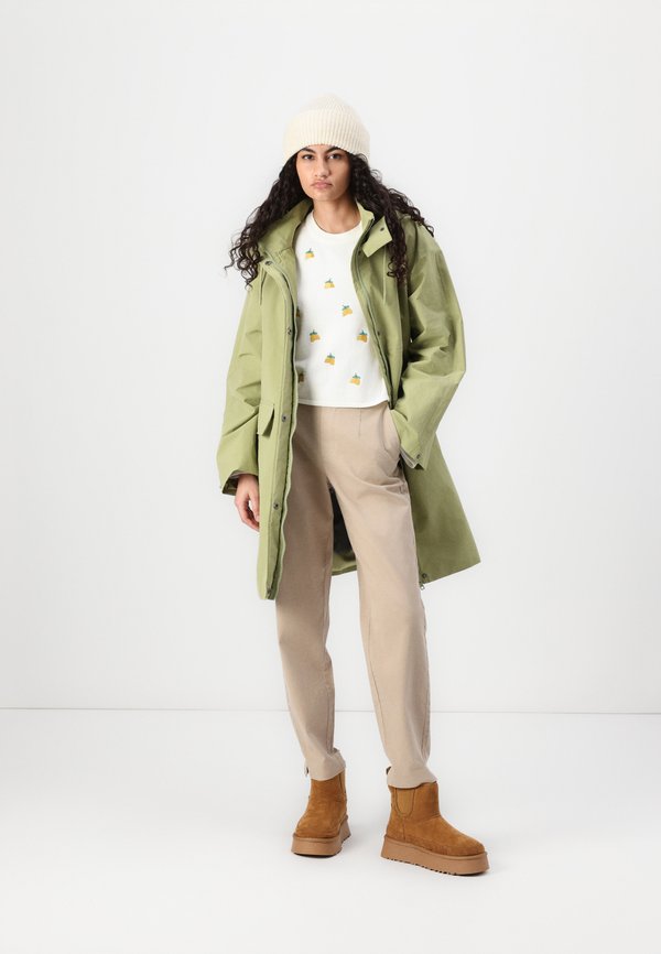 OBJJIVE WIDE RAIN COAT - Trenchcoat - mosstone3