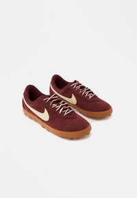 Επιλέχθηκε, dark team red/coconut milk/med brown