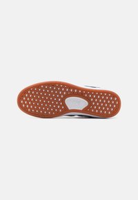 Vans CRUZE TOO UNISEX - Tenisice - 90's parisian night/true white