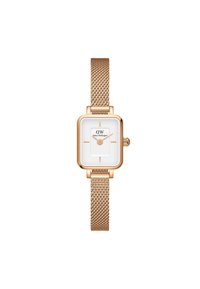 Rožinio aukso stačiakampis Daniel Wellington laikrodis su baltu ciferblatu ir tinklo dirželiu, rodo laiką 2:10.