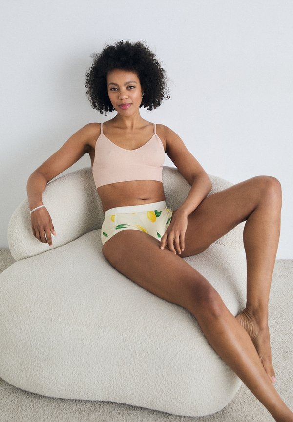 PCLOGO 4 PACK - Pants - birch aop:nya citrus