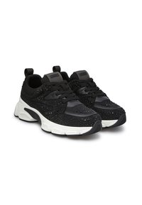 Sneaker nere realizzate in mesh e materiali sintetici, con dettagli in strass, suola in gomma bianca e lacci neri.