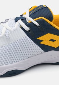 Lotto SUPERRAPIDA 600 II - Padel cipő - all white/nectar yellow/ocean blue