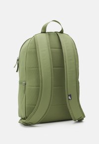 Nike Sportswear HERITAGE UNISEX - Mochila - alligator/alligator/phantom