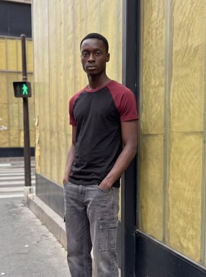 Urban Classics, RAGLAN CONTRAST - T-Shirt print - black/burgundy