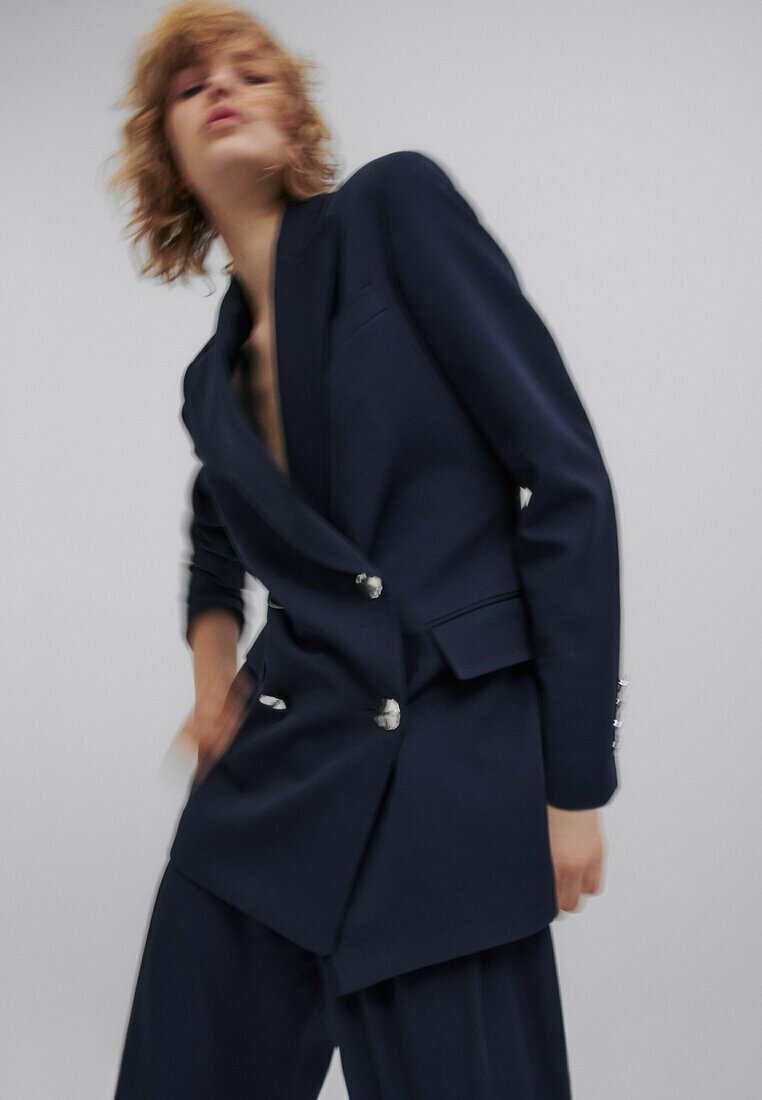 Damen Leichte Jacken | Massimo Dutti STUDIO WOOL BLAZER WITH SILVER BUTTONS Blazer blue black denim/dark-blue denim - WN69257 Damen Leichte Jacken | Massimo Dutti STUDIO WOOL BLAZER WITH SILVER BUTTONS Blazer blue black denim/dark-blue denim - WN69257